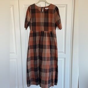 Women’s plaid related dress with pockets sz S